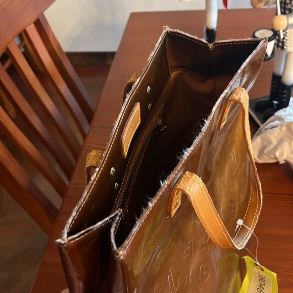 Louis Vuitton Vernis tote - Picture 11 of 15
